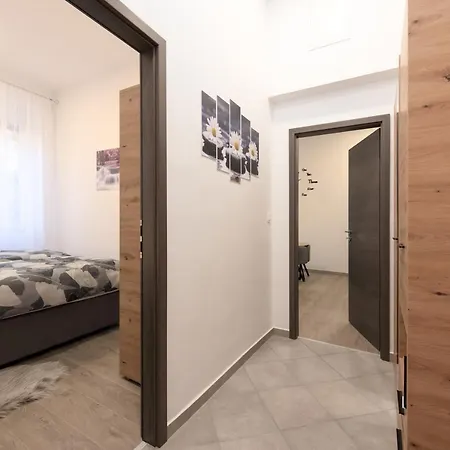 Apartman Cezar *